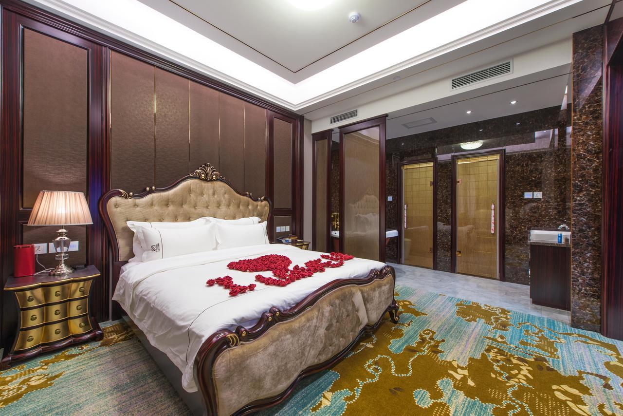 Dunhuang Isiting Hotel Bagian luar foto