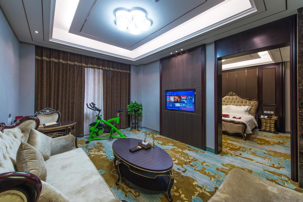 Dunhuang Isiting Hotel Bagian luar foto