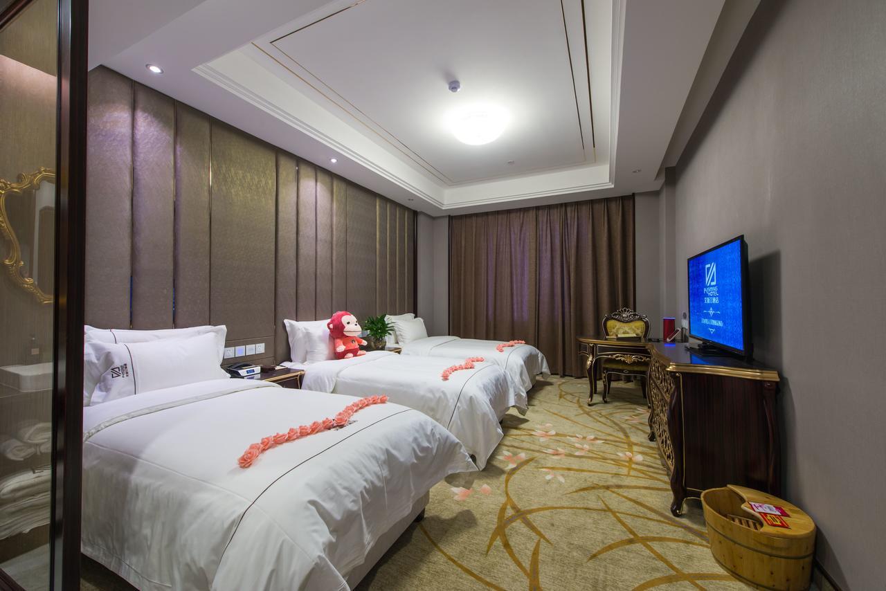 Dunhuang Isiting Hotel Bagian luar foto